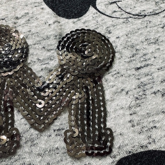 👕✨‎ DISNEY Mickey Mouse Black Gray Short Sleeve Sequin Tee Women’s S - Picture 3 of 4